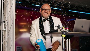 Karaoke-Bühne: Bühne frei für dich