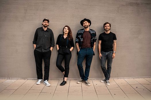 Yunger Band (c) Bernhard Ullrich Q